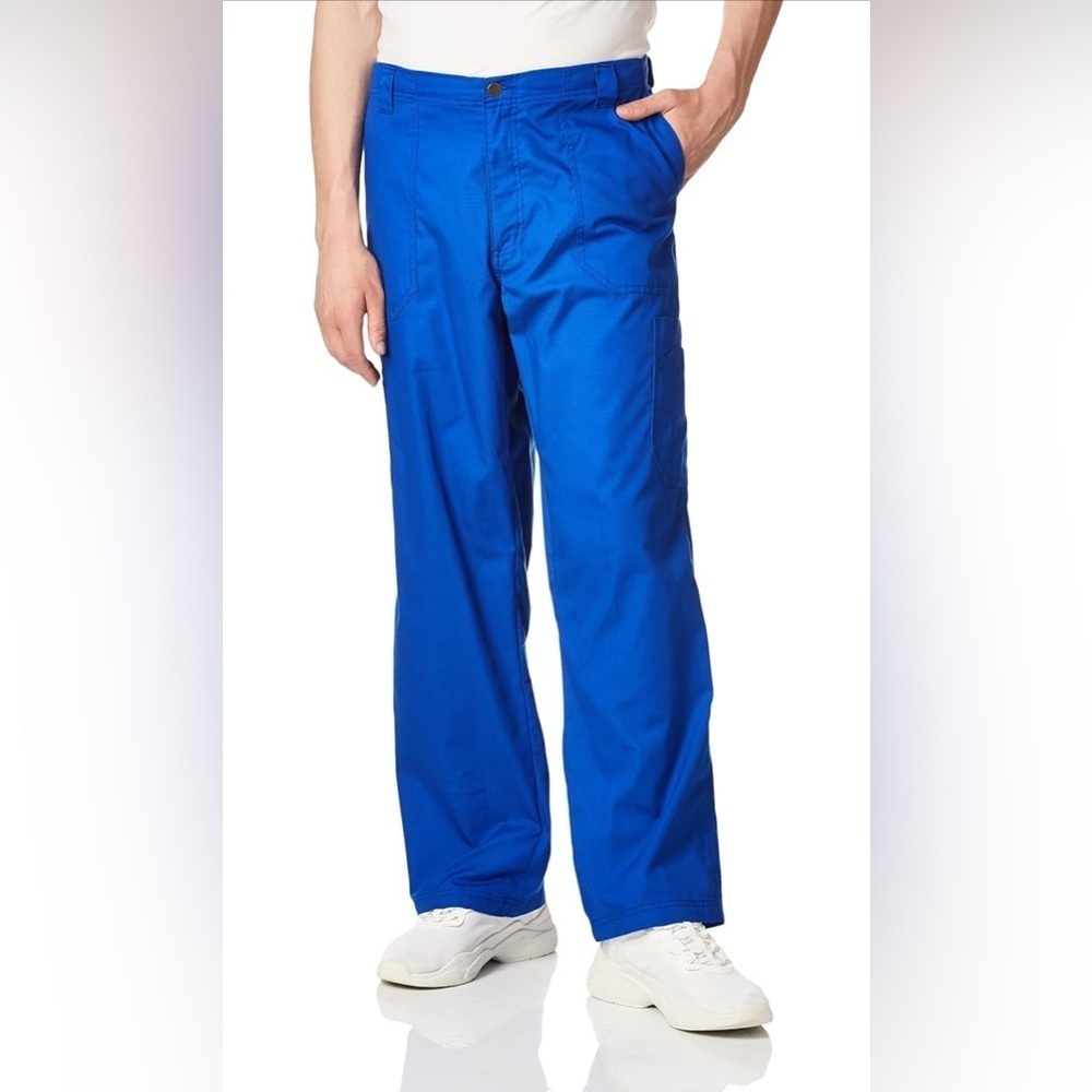 NWT- Carhartt Men's Ripstop Boot Cut 8 Pocket Cargo Pant  SIZE: 3XL Regular